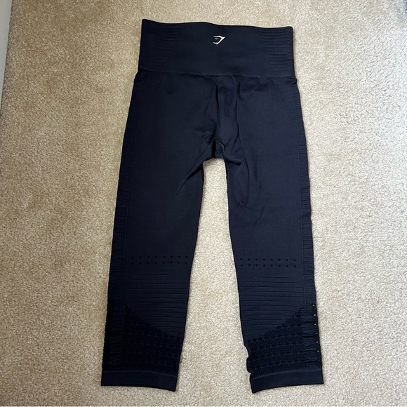 Gymshark Energy Seamless Cropped Leggings. Size small. - Picture 3 of 7